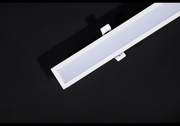 RL043530-recessed-linear-light-(4).png