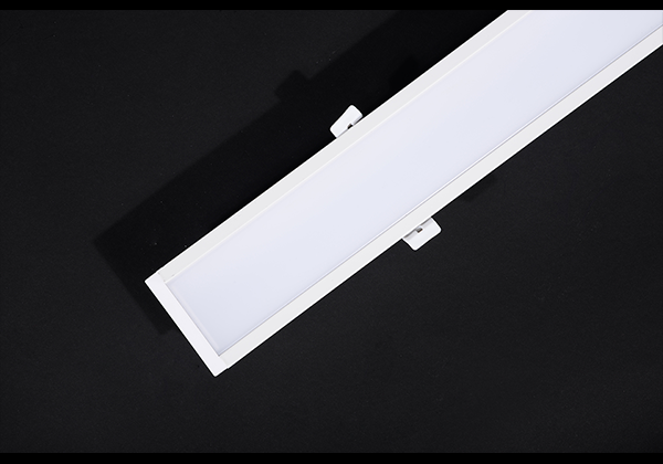 RL045535-recessed-linear-light-(4).png