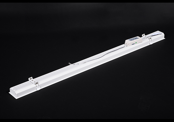 RK047540-recessed-linear-light-(4).png