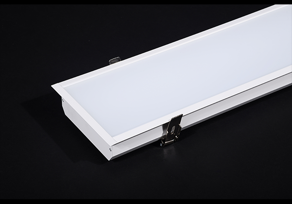 RL0415048-recessed-linear-light-(3).png