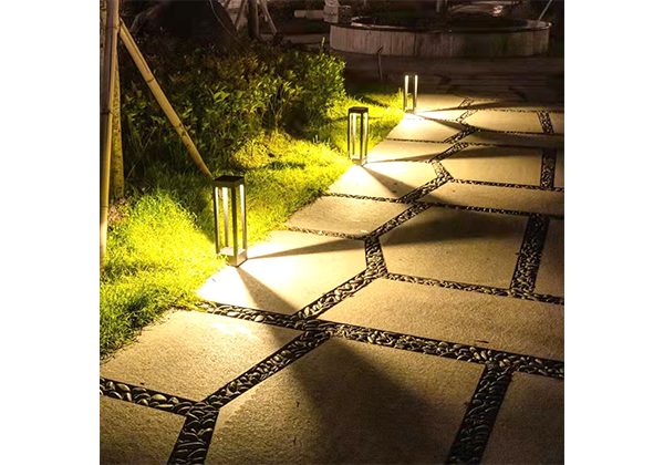 BL19002-LED-bollard-in-square-shape-(4).png