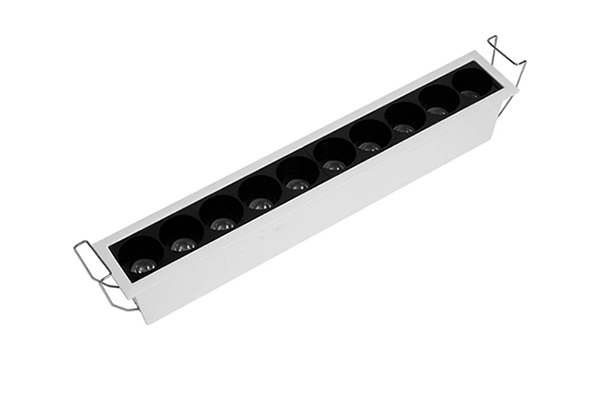 Recessed-linear-light-with-10-spots.png